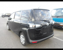 Toyota Sienta 2019