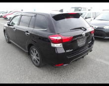 Toyota Corolla Fielder 2015