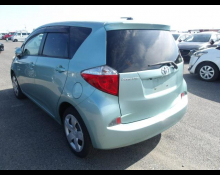 Toyota Ractis 2011