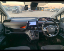 Toyota Sienta 2020