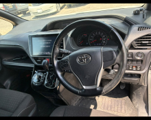Toyota Voxy 2017