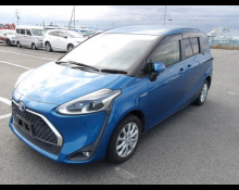 Toyota Sienta 2019
