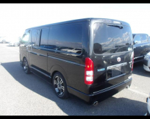 Toyota Hiace Van 2010