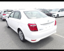 Toyota Corolla Axio 2016