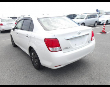 Toyota Corolla Axio 2012