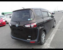 Toyota Sienta 2019