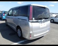 Toyota Noah 2018
