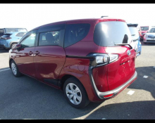 Toyota Sienta 2019