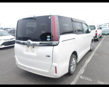 Toyota Noah 2019