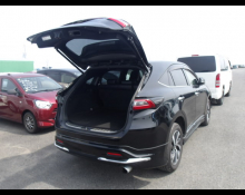 Toyota Harrier 2017