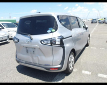 Toyota Sienta 2019