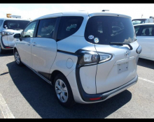 Toyota Sienta 2019