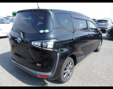 Toyota Sienta 2019