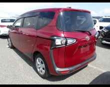 Toyota Sienta 2018