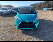 Toyota Sienta 2021