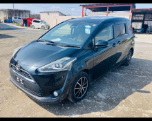 Toyota Sienta 2016