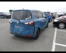 Toyota Sienta 2020