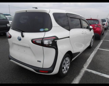 Toyota Sienta 2018