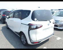 Toyota Sienta 2018