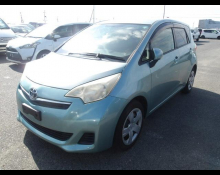 Toyota Ractis 2011