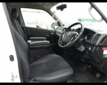 Toyota Hiace 2016