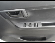 Daihatsu Mira e:S 2019