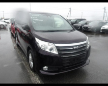 Toyota Noah 2017
