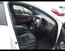 Toyota Harrier 2019