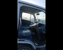 Nissan Atlas 2002