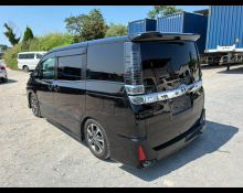 Toyota Voxy 2018