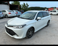 Toyota Corolla Fielder 2015