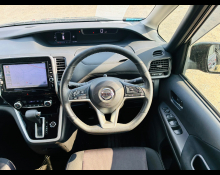 Nissan Serena 2018