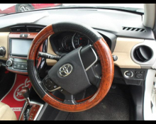 Toyota Corolla Axio 2012