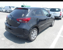 Mazda Mazda2 2021