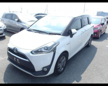 Toyota Sienta 2018