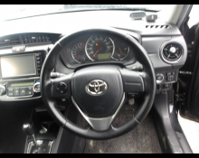 Toyota Corolla Axio 2015
