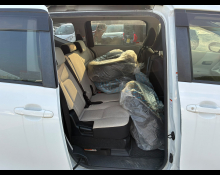 Toyota Sienta 2017