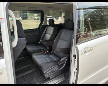 Toyota Voxy 2014