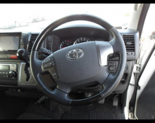 Toyota Hiace Van 2015