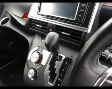 Toyota Sienta 2019
