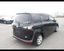Toyota Sienta 2018