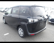 Toyota Sienta 2019