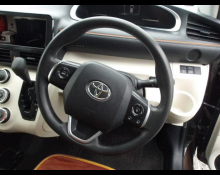 Toyota Sienta 2019