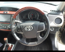Toyota Corolla Axio 2012