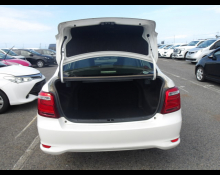 Toyota Corolla Axio 2015