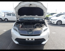 Toyota Harrier 2020