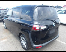 Toyota Sienta 2018