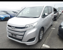Toyota Noah 2021