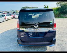Nissan Serena 2018