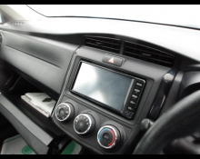 Toyota Corolla Axio 2018
